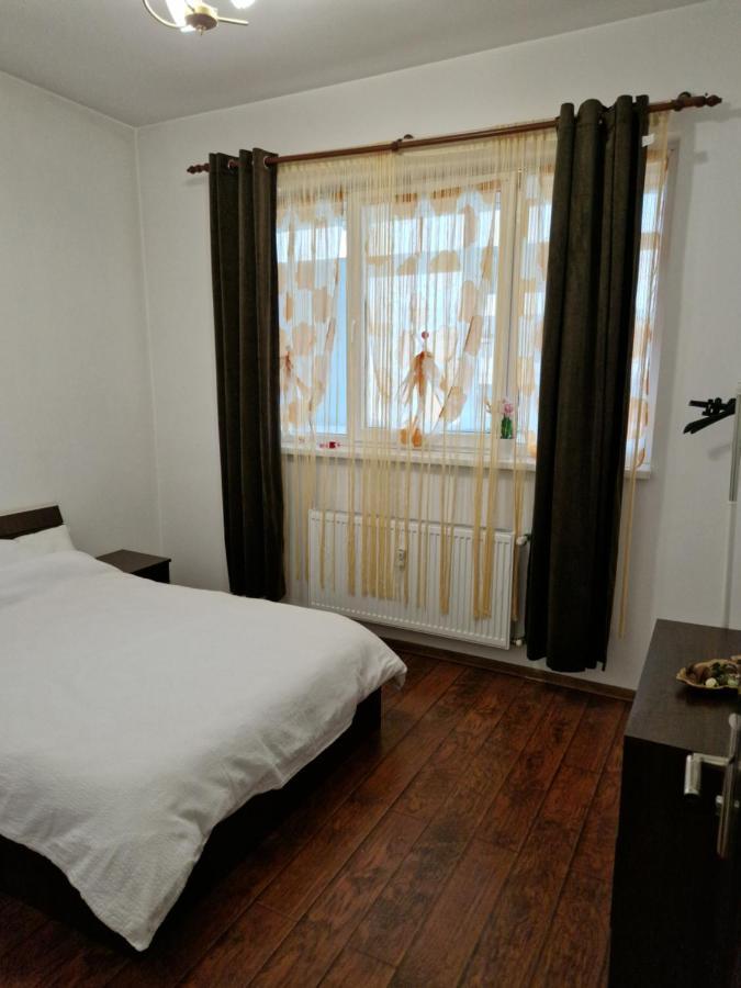 Charming Apartment With Private Terrace Бухарест Екстер'єр фото